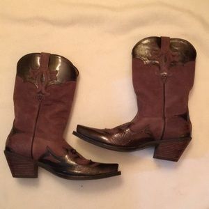 Very Cool Ariat Cowgirl Boots: Mauve and Brown